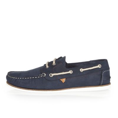 Navy tumbled leather boat shoes